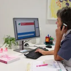 een afspraak maken bij de borstverpleegkundige